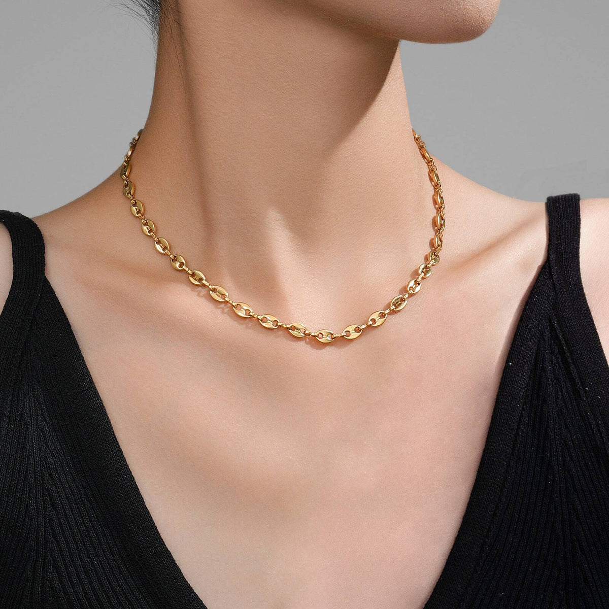 Amara Oval Link Necklace by Michaely – view 5