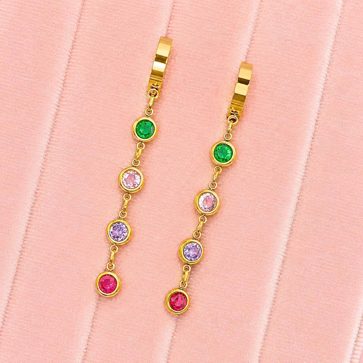 Prism regenboogoorhangers van Michaely — aanzicht 3