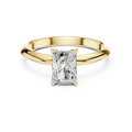 Radiant-Cut Diamond Solitaire Ring in yellow gold, view 1