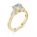 Ring met drie ronde diamanten in geelgoud — aanzicht 1