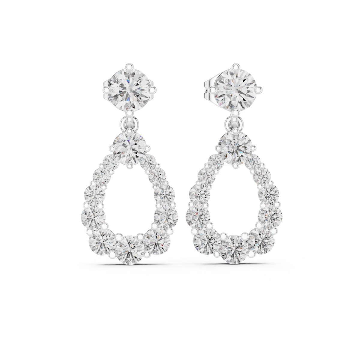 Oorhangers met peervormige diamanten en halo in witgoud — aanzicht 8